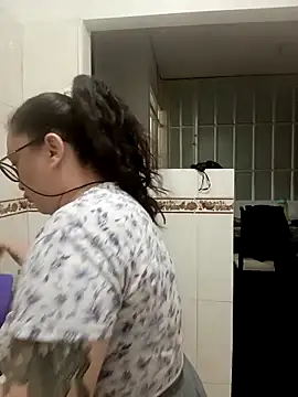 Snapshot of _im_alaya chatting on February 23, 2026, 3:48 am im alaya online show from February 23, 2026, 3:48 am