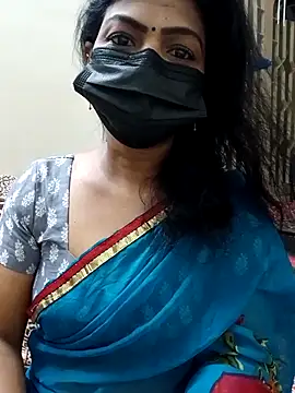 Snapshot of Rithya27 chatting on October 12, 2025, 6:40 pm Rithya27 online show from October 12, 2025, 6:40 pm