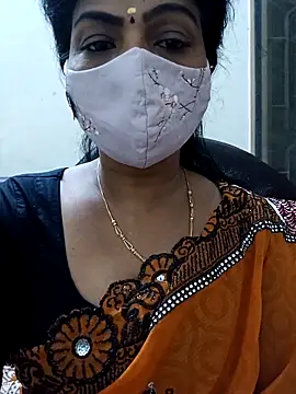 Snapshot of Rithya27 chatting on January 6, 2026, 6:22 pm Rithya27 online show from January 6, 2026, 6:22 pm