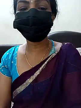 Snapshot of Rithya27 chatting on February 19, 2026, 6:15 pm Rithya27 online show from February 19, 2026, 6:15 pm