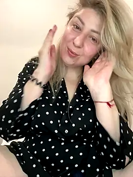 LizaTits online show from November 30, 2025, 3:27 pm