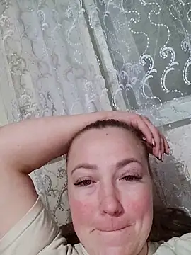 Kiss Eva online show from February 21, 2026, 5:25 pm