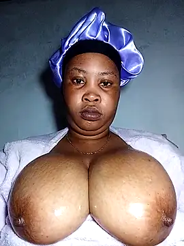 OCEANSQUITERXXX online show from June 3, 2026, 12:57 am