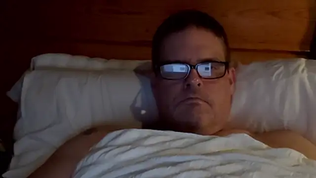 Snapshot of One_Man_For_You chatting on November 10, 2025, 11:15 pm One Man For You online show from November 10, 2025, 11:15 pm