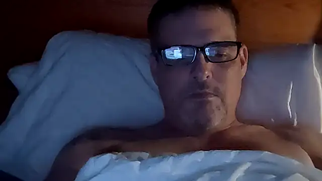 Snapshot of One_Man_For_You chatting on December 16, 2025, 11:43 pm One Man For You online show from December 16, 2025, 11:43 pm