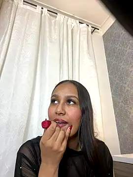 Snapshot of MiilaBlake chatting on December 22, 2025, 8:17 pm MiilaBlake online show from December 22, 2025, 8:17 pm