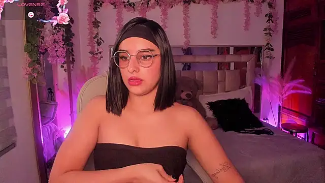 Snapshot of paulha_miller chatting on October 10, 2025, 12:04 pm paulha miller online show from October 10, 2025, 12:04 pm