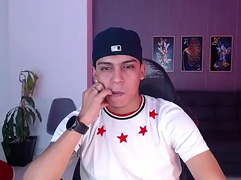 Snapshot of david_santos16 chatting on September 18, 2025, 11:07 pm david santos16 online show from September 18, 2025, 11:07 pm