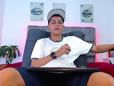 Snapshot of david_santos16 chatting on September 24, 2025, 12:03 am david santos16 online show from September 24, 2025, 12:03 am
