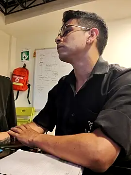 Snapshot of Juann-cock chatting on September 26, 2025, 12:36 am Juann-cock online show from September 26, 2025, 12:36 am