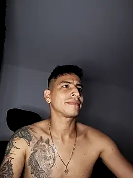 Snapshot of Juann-cock chatting on December 14, 2025, 12:27 am Juann-cock online show from December 14, 2025, 12:27 am