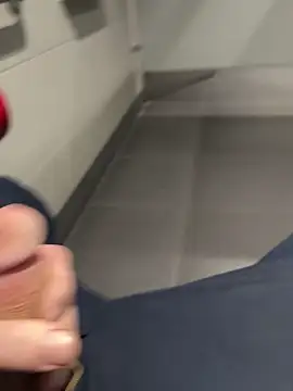 Snapshot of 66Retro99 chatting on December 2, 2025, 10:49 pm 66Retro99 online show from December 2, 2025, 10:49 pm