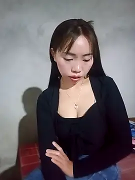 Snapshot of sulove_xx chatting on March 6, 2026, 2:30 am sulove xx online show from March 6, 2026, 2:30 am