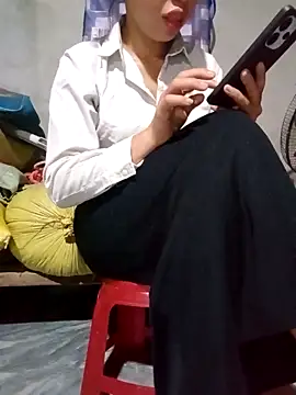 Snapshot of sulove_xx chatting on March 27, 2026, 11:37 pm sulove xx online show from March 27, 2026, 11:37 pm