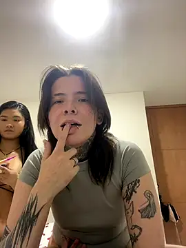 Kaliykatie online show from November 29, 2025, 2:14 am