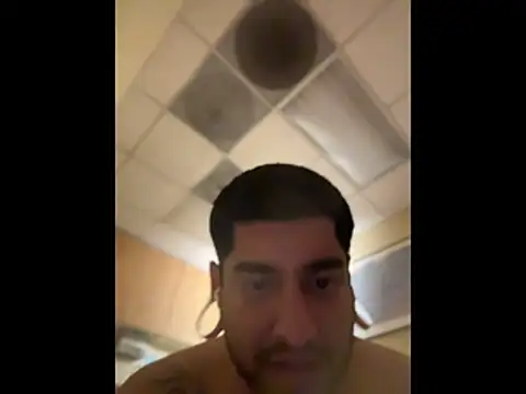 Snapshot of beenastyy chatting on December 3, 2025, 3:58 am beenastyy online show from December 3, 2025, 3:58 am