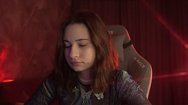 Snapshot of LumeNova chatting on March 2, 2026, 2:03 am LumeNova online show from March 2, 2026, 2:03 am