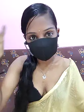 Snapshot of mounika26 chatting on September 19, 2025, 5:53 am mounika26 online show from September 19, 2025, 5:53 am