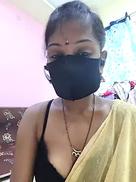 Snapshot of mounika26 chatting on September 22, 2025, 6:15 am mounika26 online show from September 22, 2025, 6:15 am