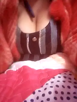 Snapshot of TINASONI chatting on February 5, 2026, 4:28 am TINASONI online show from February 5, 2026, 4:28 am