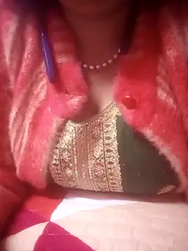 Snapshot of TINASONI chatting on February 17, 2026, 12:51 am TINASONI online show from February 17, 2026, 12:51 am