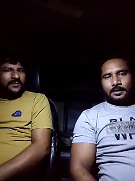 VijayLover69 online show from November 3, 2025, 3:46 pm