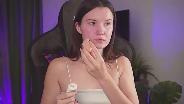 AgataWillis online show from September 30, 2025, 7:46 am