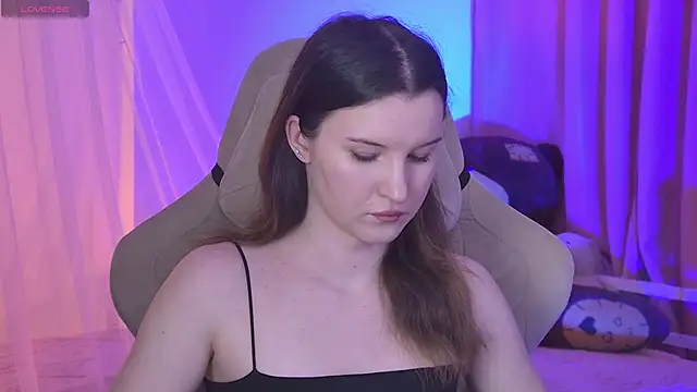 AgataWillis online show from April 11, 2026, 4:39 am