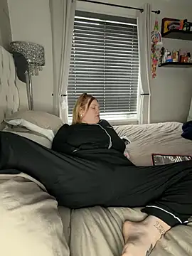 Snapshot of MysteriousMylaX chatting on March 5, 2026, 10:22 am MysteriousMylaX online show from March 5, 2026, 10:22 am