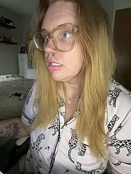 Snapshot of MysteriousMylaX chatting on March 25, 2026, 2:45 pm MysteriousMylaX online show from March 25, 2026, 2:45 pm