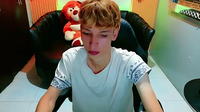 park jimin1 online show from September 18, 2025, 1:02 pm