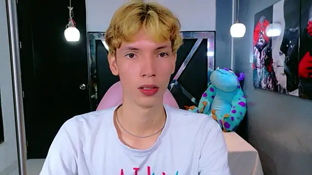 park jimin1 online show from October 9, 2025, 12:25 pm