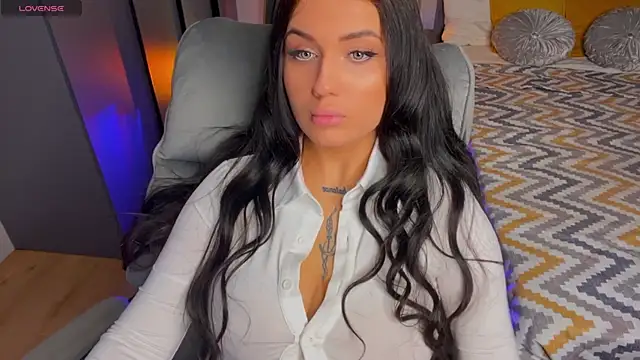 mygoddesshecate online show from July 18, 2026, 2:54 pm