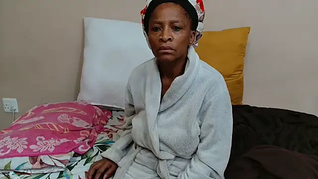 Snapshot of SugarPoppy24xxx chatting on November 11, 2025, 6:02 am SugarPoppy24xxx online show from November 11, 2025, 6:02 am