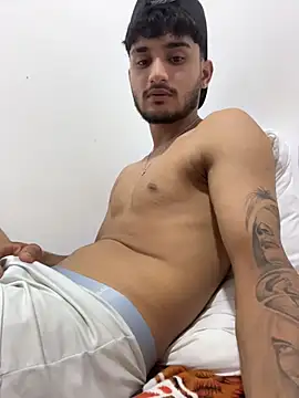 Snapshot of Nas-z09 chatting on October 28, 2025, 5:11 am Nas-z09 online show from October 28, 2025, 5:11 am