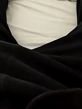 Snapshot of t-dog26 chatting on January 14, 2026, 2:12 pm t-dog26 online show from January 14, 2026, 2:12 pm