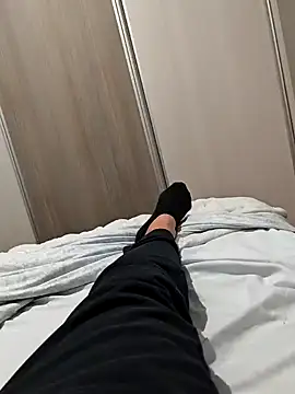 Snapshot of t-dog26 chatting on February 13, 2026, 4:19 am t-dog26 online show from February 13, 2026, 4:19 am