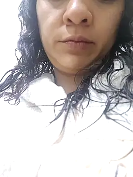 alison moon7 online show from October 14, 2025, 11:33 am