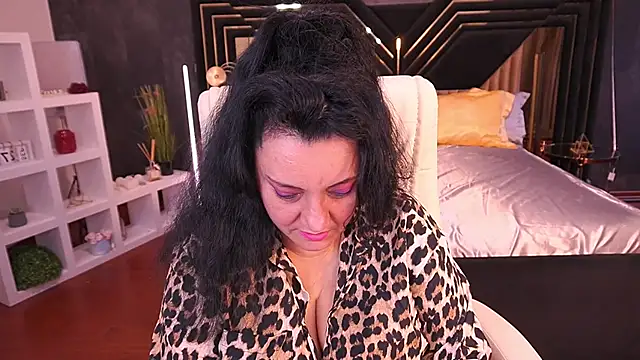 Snapshot of ValeryRosseee chatting on October 3, 2025, 7:05 am ValeryRosseee online show from October 3, 2025, 7:05 am