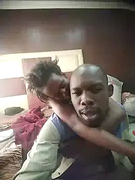 TinnyVsGiant online show from December 4, 2025, 9:29 am