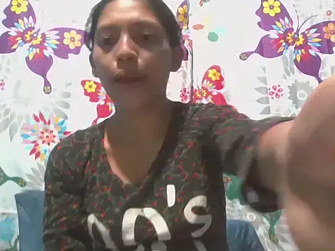 Snapshot of preggymom19 chatting on October 6, 2025, 2:09 am preggymom19 online show from October 6, 2025, 2:09 am