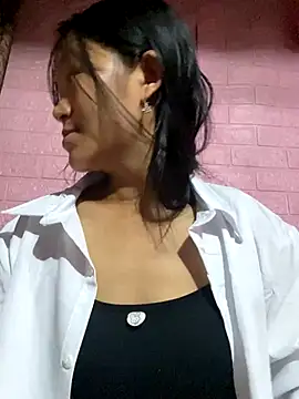 milo bae online show from November 8, 2025, 11:14 pm