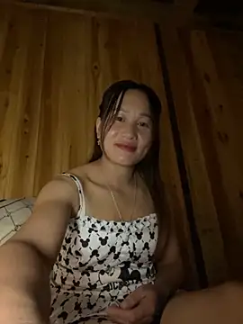 phungtiti online show from September 25, 2025, 1:26 pm