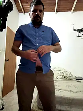 Snapshot of Diabloproducciones chatting on November 29, 2025, 12:02 am Diabloproducciones online show from November 29, 2025, 12:02 am