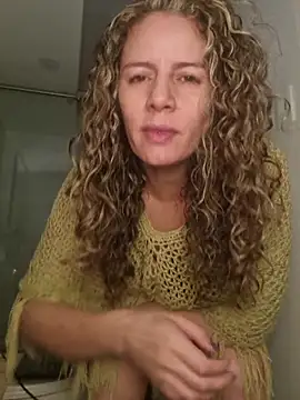 Snapshot of Nina_vallon chatting on November 28, 2025, 10:29 am Nina vallon online show from November 28, 2025, 10:29 am