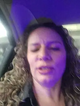 Nina vallon online show from July 6, 2026, 9:39 pm