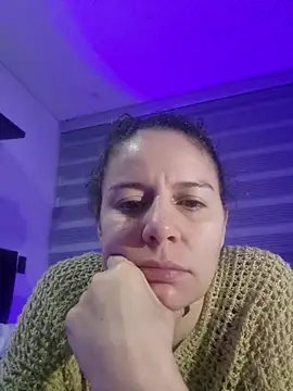Nina vallon online show from July 15, 2026, 10:09 am