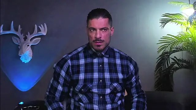 Snapshot of dennis_cox1 chatting on December 19, 2025, 7:59 am dennis cox1 online show from December 19, 2025, 7:59 am