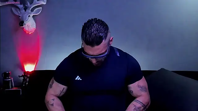 Snapshot of dennis_cox1 chatting on February 11, 2026, 4:23 pm dennis cox1 online show from February 11, 2026, 4:23 pm