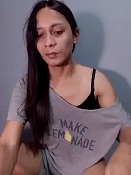 missruffa online show from November 28, 2025, 2:47 am